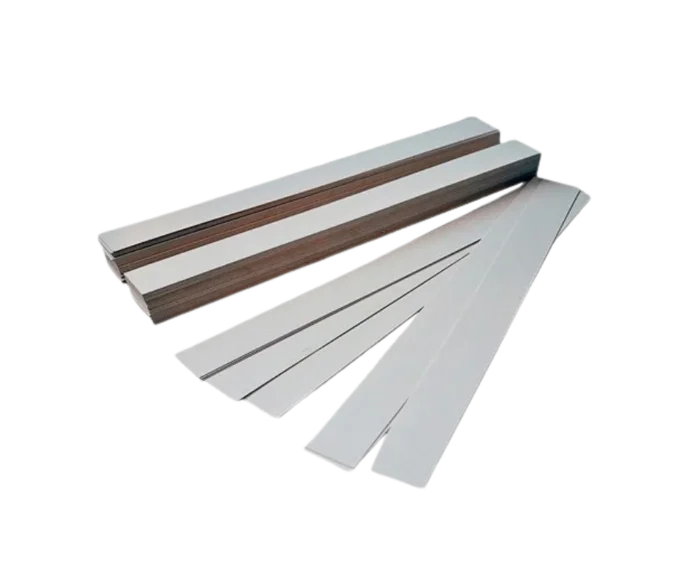 Fajas de cartón y cartulina.